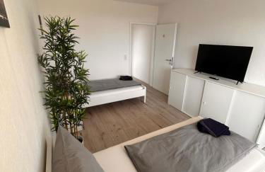 bookandstay24 com Dietzenbach 2 Zimmerwohnung mit Balkon, Küche und Parkplatz - Foto 12
