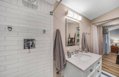 Luxury Apartment in Historic Carriage House - Foto 29