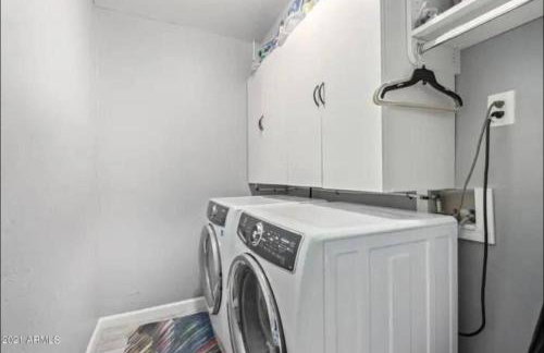 5BR with Pool & Backyard ParadiseSleeps 10 Guests - Foto 71