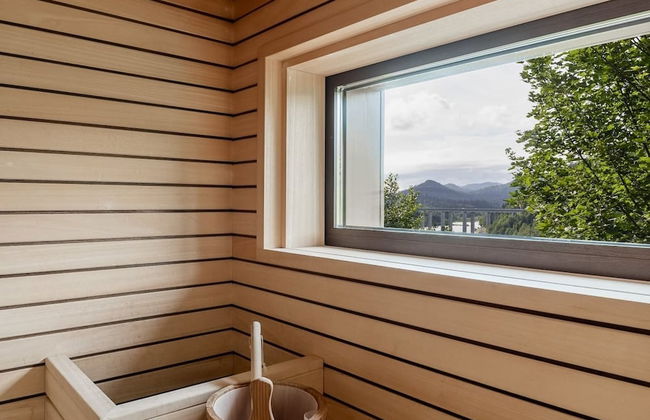 Holiday rental in Fužine with garden and terrace - Photo 12