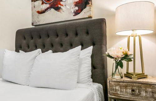 1 and 2 BR Private Condos Steps Away From French Quarter - Foto 50