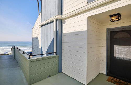 Coastal Luxury with Panoramic Ocean View - Foto 22