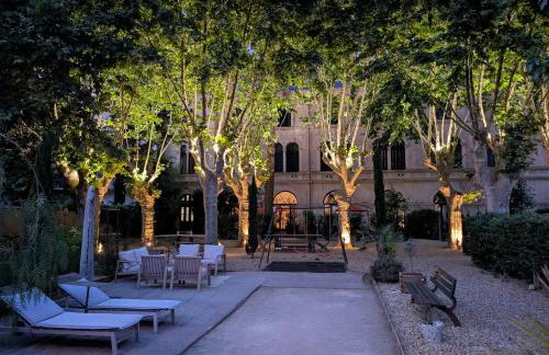 5 Family Apartments with Pool & Large Garden in Historic Pézenas Convent - Foto 6