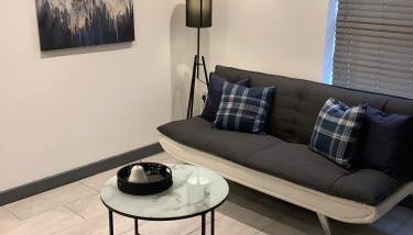 Modern 2 Bed Apartment in Bicester Town Centre - Foto 1
