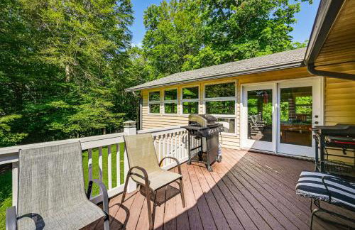 Golf Course Views and Games Galore - Vine Grove Gem! - Foto 32