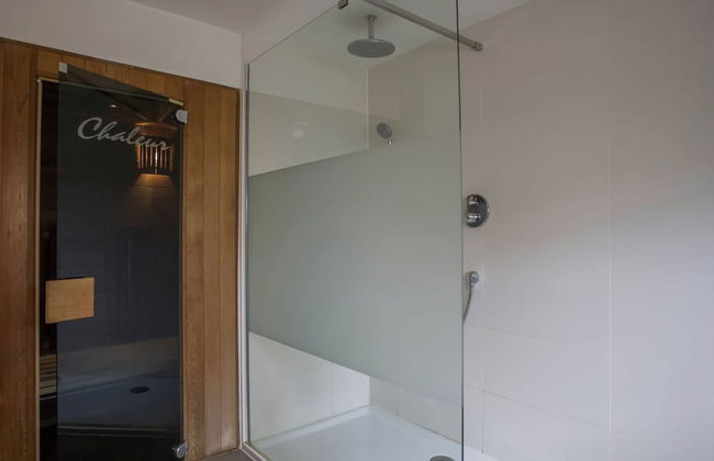 Beautiful Villa Near the Sea - Photo 41