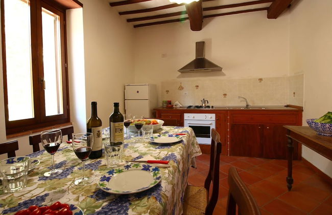 Beautiful Farmhouse with Hot Tub in Umbria - Foto 21