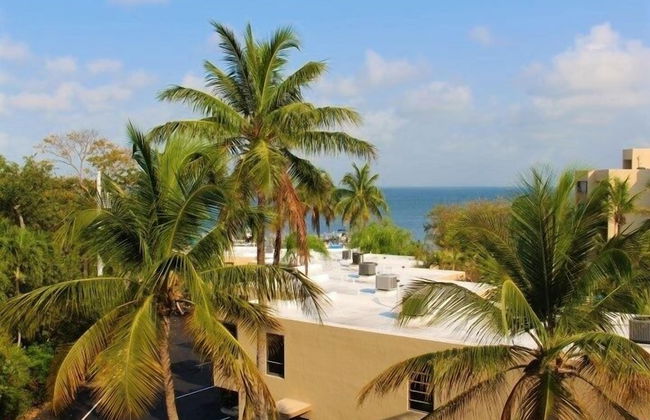 End Unit With Ocean Views And Juliet Balcony. 2 Bedroom Condo by RedAwning - Foto 21