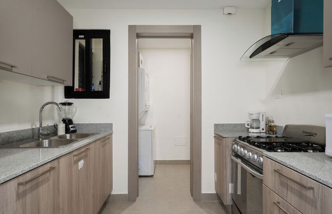 Escape to Santo Domingo 2-bedroom Oasis in the Heart of the City - Foto 29