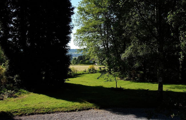 Large Hunting Lodge With Enormous Beautiful Garden - Photo 31