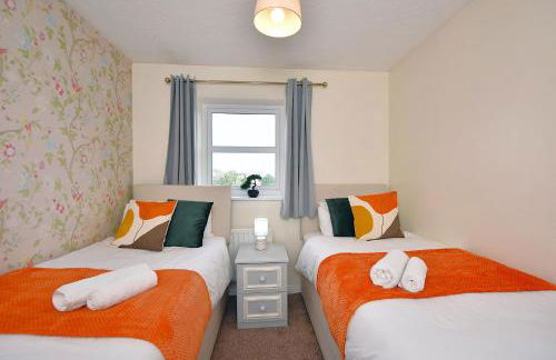 Highwoods Haven Luxury Stay with Garden and Parking - Foto 3