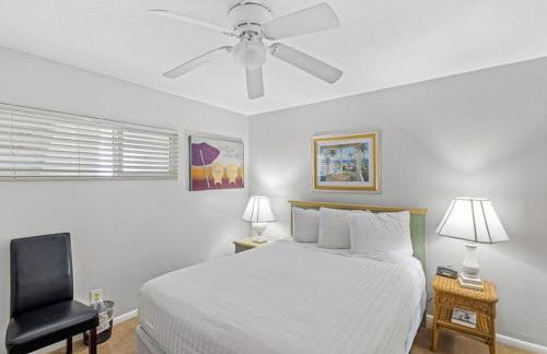 Holiday Surf and Racquet Unit 308 - Foto 17