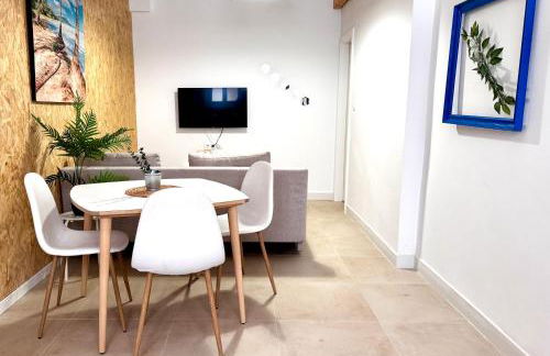 Soho Boho Apartments - with sunny rooftop terrace and fiber optic internet - Photo 33