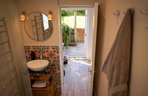 2 Elgin House - Photo 12