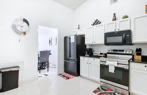 Casita mi Encanto a Cozy & Spacious House, 4-bedroom 3-Bath & pool - Foto 30