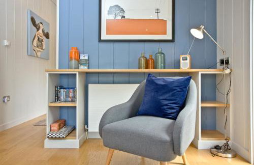 Orchard Lodge, Strawberryfield Park - Photo 7