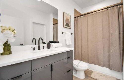 Chateau de Amour- Exquisite Townhouse - Medical Center, Downtown HTX - Foto 58