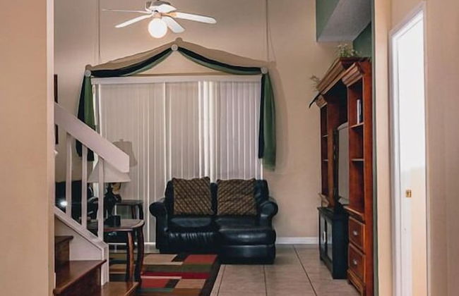 Crescent Lakes Villa - Foto 40