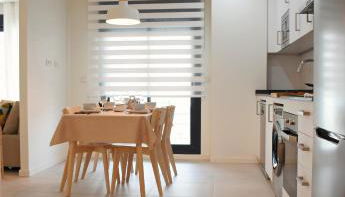 Amalia's Home: Luminoso apartamento muy cerca de la playa - Photo 2