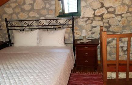 The Stone House-Zacharatos Nikolaos - Photo 22