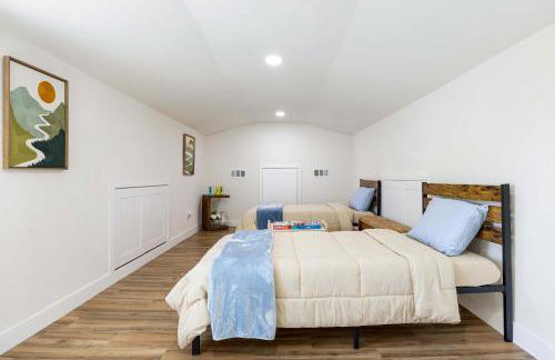 Family Retreat Near Disneyland & Downtown LA 4BR - Foto 18