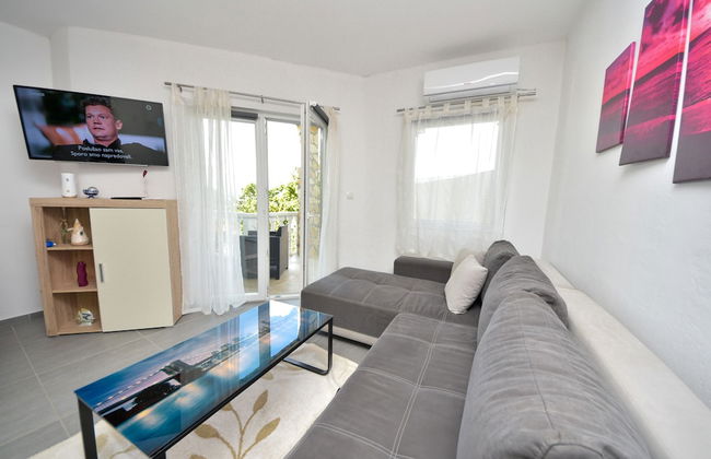 Apartmani Robi i Kristina - Photo 74