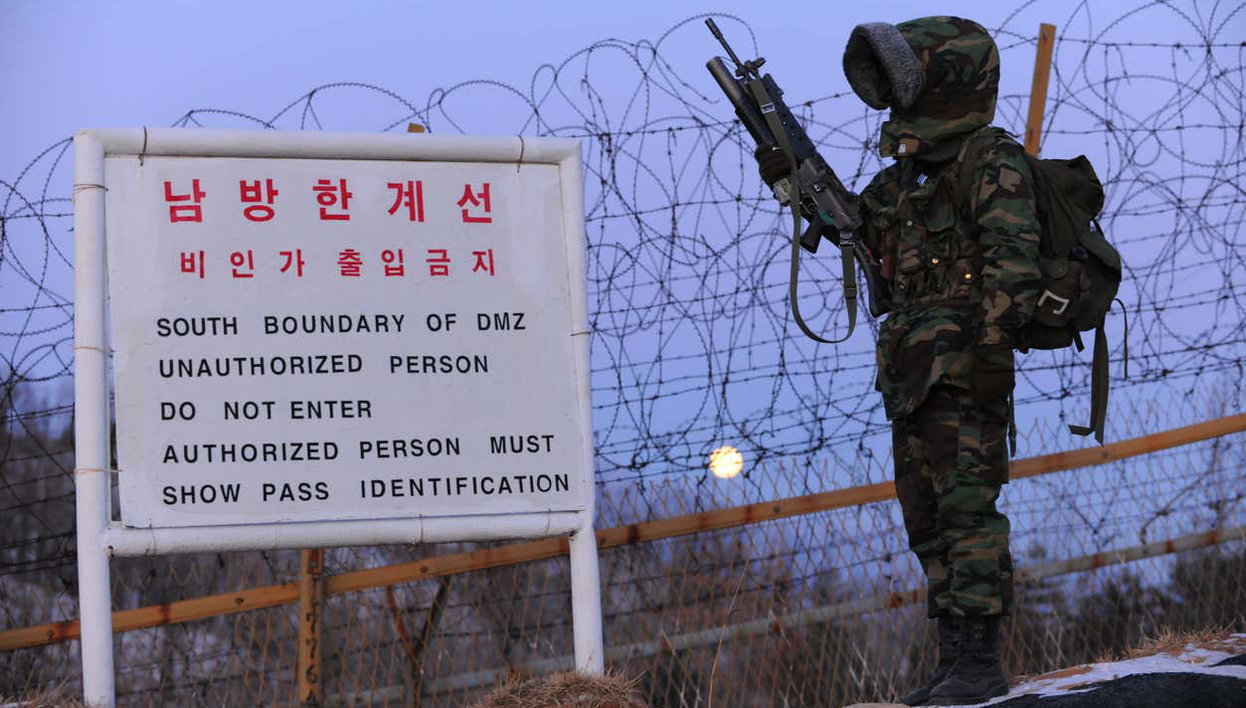 Excursion dans la zone démilitarisée de Cheorwon - Photo 2, Un soldat