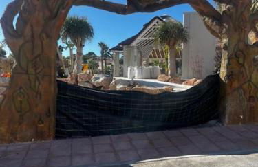 BEAUTIFUL RENOVATED 1 BEDROOM APARTMENT WITH ACCESS TO 4 POOLs - Foto 14