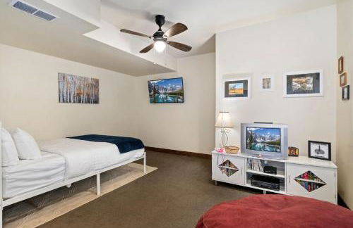 The Fireside Retreat - 6 BD, Sauna, Home Theater - Foto 89