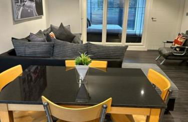 Stunning Flat with Parking Free near Sutton Station - Foto 14