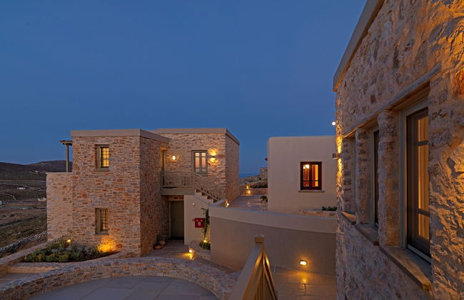 Themonies Luxury Suites - Photo 28