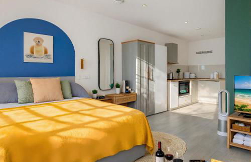 Contemporary Modern Studio - Foto 1