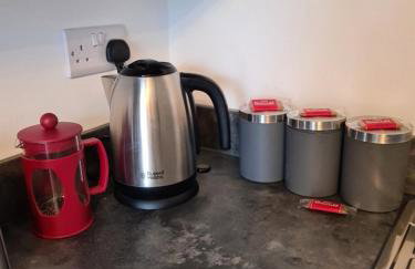 Modern River View Mytholmroyd Apartment - Photo 12