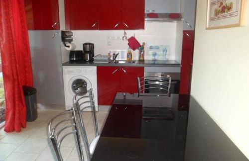 La Maison au bord du lac de Vassiviere - Photo 1