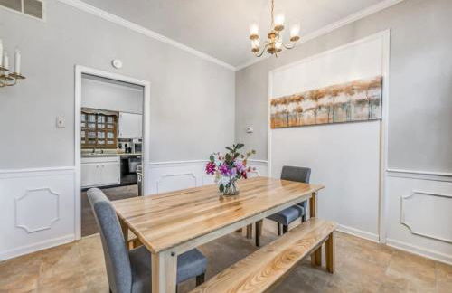 Near the Airport and Graceland Holmesdale Hideout - Foto 27