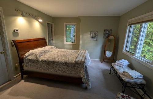 Tranquil NH Lakehouse Escape - Foto 28