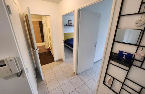 Appt 2 chambres au calme - jardin privé - Metro D, Eurexpo, Groupama Stadium - Foto 17