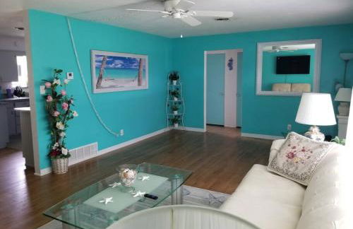 Endless Summer Oasis with a Pool - Foto 3