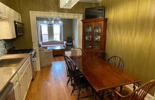 Downtown 3BR duplex full kitchen parking off i-787 - Foto 18