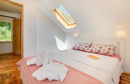 2 Bedroom Nice Home In Koranski Brijeg - Foto 20