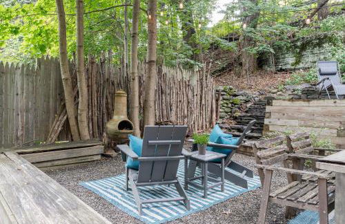 Chic Farmhouse Woodstock Saugerties Skiing HITS - Photo 47