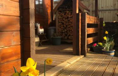 The Chalet @ Giltar Grove Country House - Photo 3