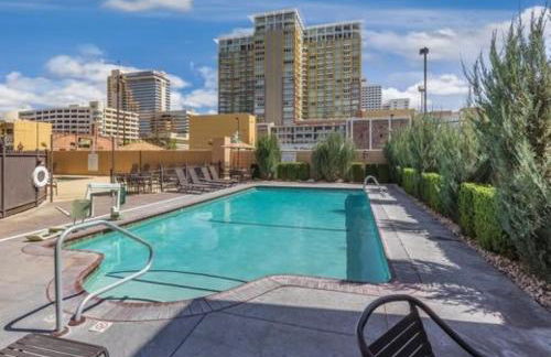 Great 1BD condo with resort amenities take in all Reno has to offer - Foto 14