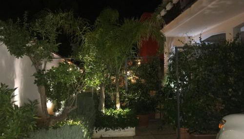 Holiday & House - Imparato Carini Costa Verde - Appartamento con giardino privato - porzione di Villa residenziale a pochi passi dal mare - Foto 2