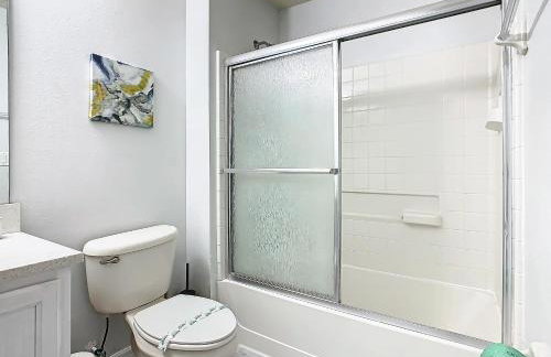 Cozy Townhouse with Private Pool in Kissimmee - Photo 40