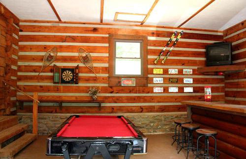 Rustic Log Cabin Rental with a Hot Tub near Asheville, North Carolina - Foto 18