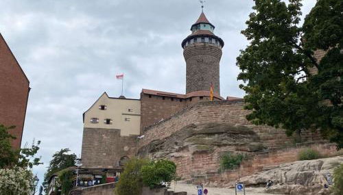 Souterrain-Studio - Nähe Burg und Hauptmarkt - Parken - Foto 3