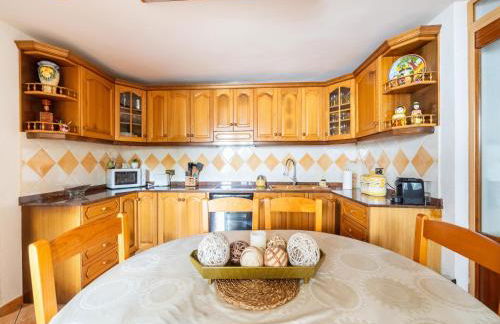 Apartment in Spain near Scenic Coastline - Foto 14