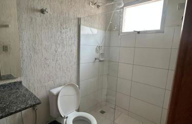 Apto c Ar condicionado Prox Hospital Madrecor, UFU, Sabia Park - Foto 26