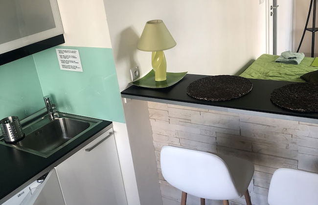 Bastien Studio near Airport - Foto 5